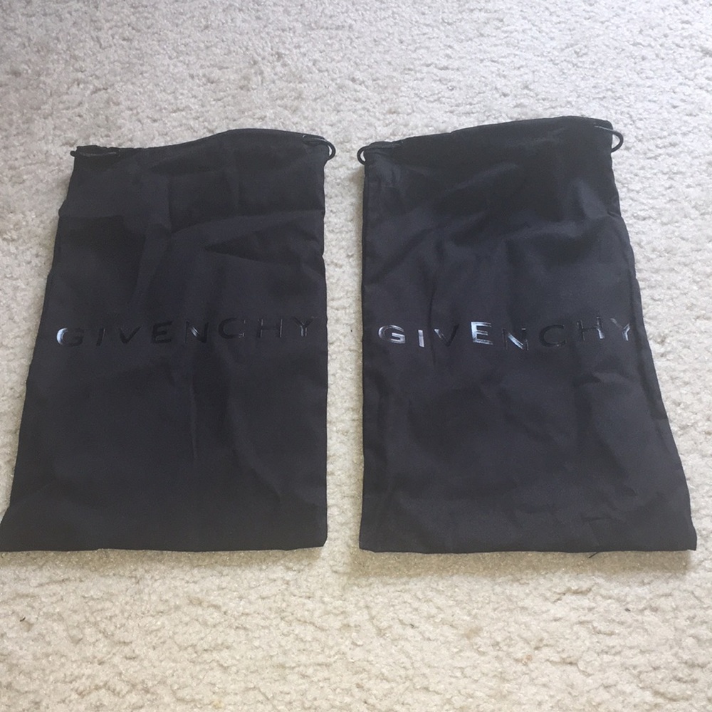 Authentic Givenchy Slides - Picture 9 of 12